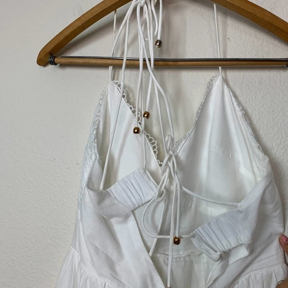 Indikah White Back Criss Kross Dress - Picture 5 of 10